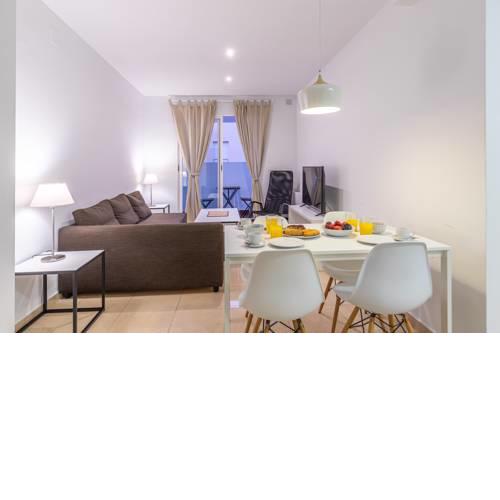 PLAZA DE LA MERCED Apartment III