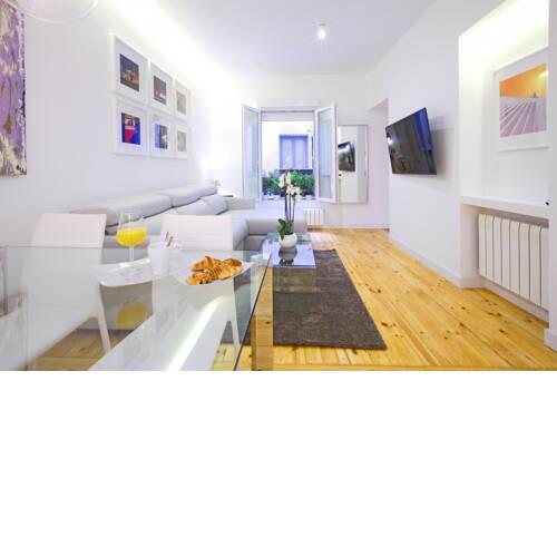 Plaza Mayor Suite by Madflats Collection