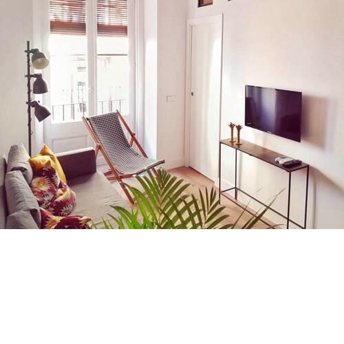 Plaza Mayor/La Latina & Design FREE Cancelation