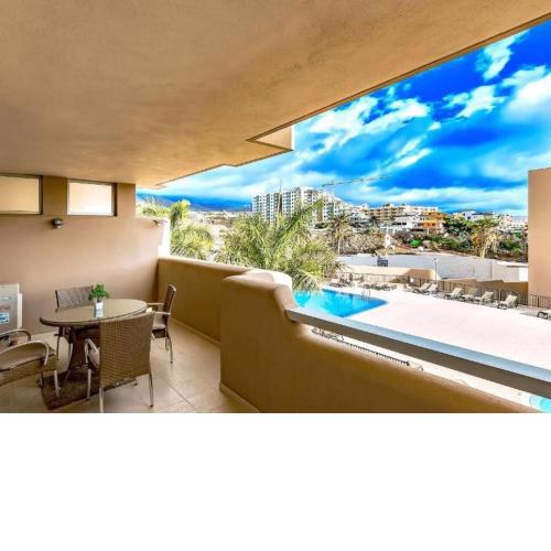 Pleasant apartment in Adeje with shared pool