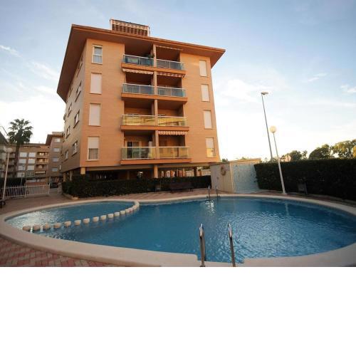 Pleasant apartment in Denia with shared pool