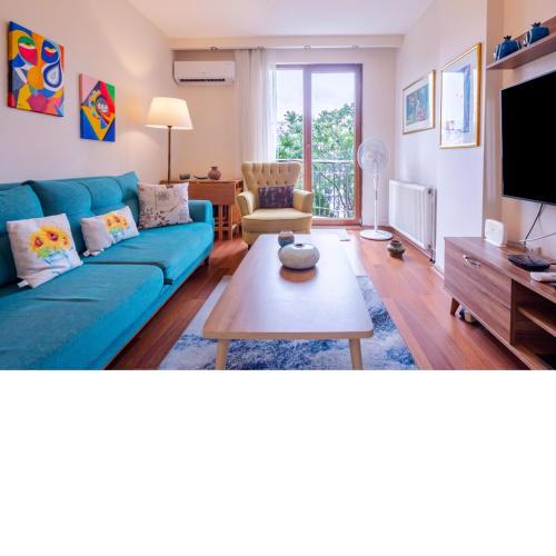 Pleasant Flat with Central Location in Sisli