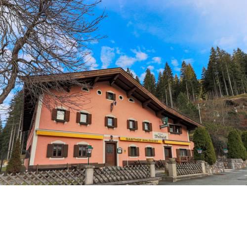 Pleasant group accommodation in a central location between Kitzbühel and Mittersill.