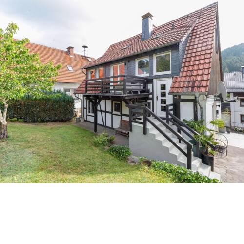 Pleasant Holiday Home in Brilon with Balcony