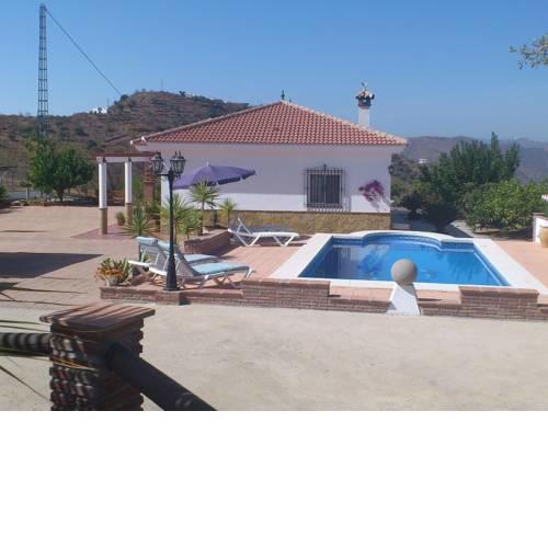 Pleasing Villa in Canillas de Aceituno Amidst the Forest