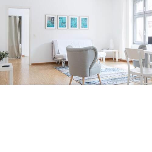 Plum Guide - Four Turquoise Walls