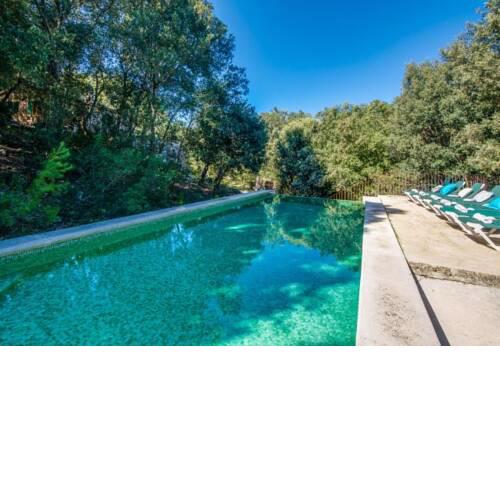 Pollenca Holiday Home Sleeps 6 with Pool Air Con and WiFi