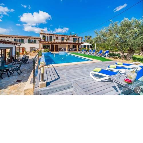 Pollenca Villa Sleeps 10 Pool Air Con WiFi