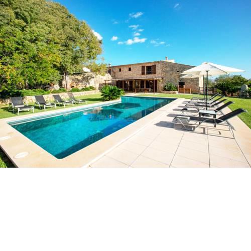 Pollenca Villa Sleeps 10 Pool Air Con WiFi