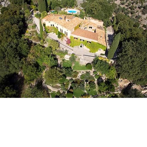 Pollenca Villa Sleeps 12 with Pool Air Con and WiFi