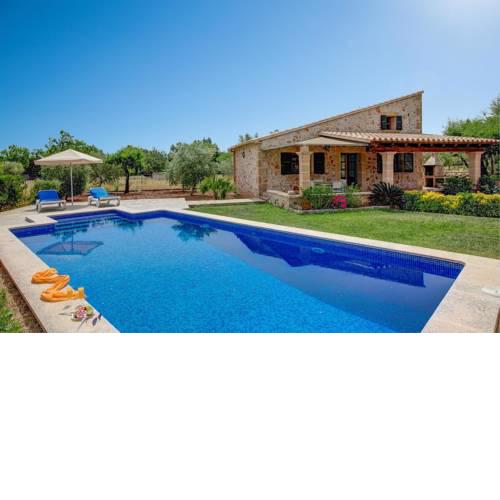 Pollenca Villa Sleeps 2 Pool Air Con WiFi