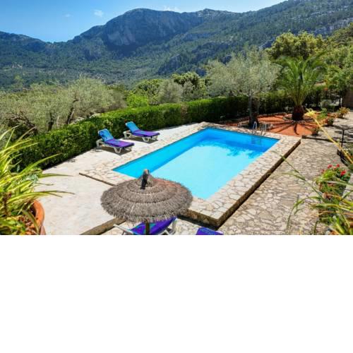 Pollenca Villa Sleeps 4 Pool Air Con WiFi