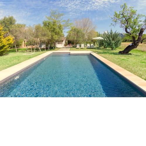 Pollenca Villa Sleeps 4 Pool Air Con WiFi