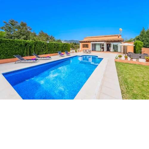Pollenca Villa Sleeps 4 Pool Air Con WiFi