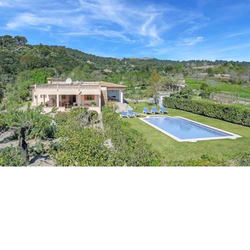 Pollenca Villa Sleeps 5 Pool Air Con WiFi