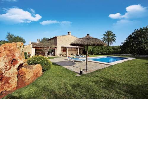 Pollenca Villa Sleeps 6 Air Con WiFi