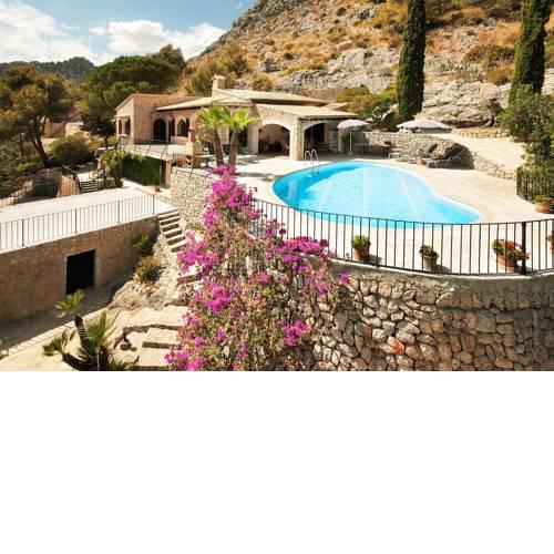 Pollenca Villa Sleeps 6 Pool Air Con WiFi T400586