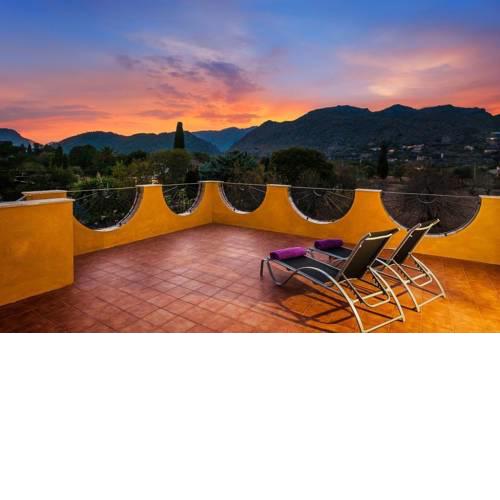 Pollenca Villa Sleeps 6 Pool Air Con WiFi