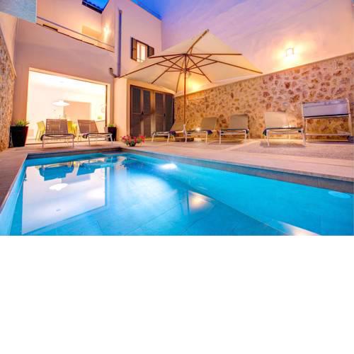 Pollenca Villa Sleeps 8 Air Con WiFi