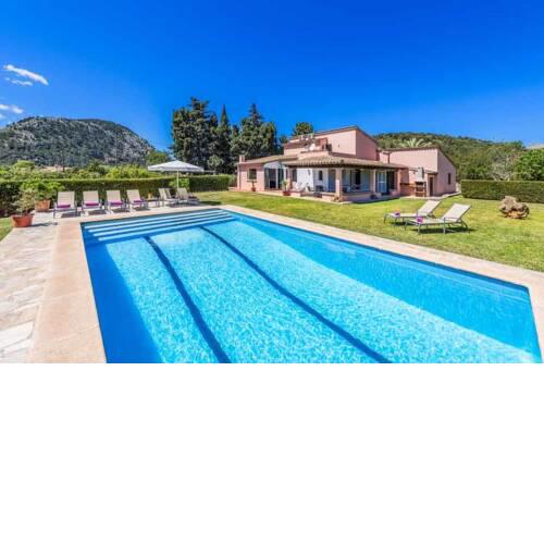 Pollenca Villa Sleeps 9 with Pool Air Con and WiFi