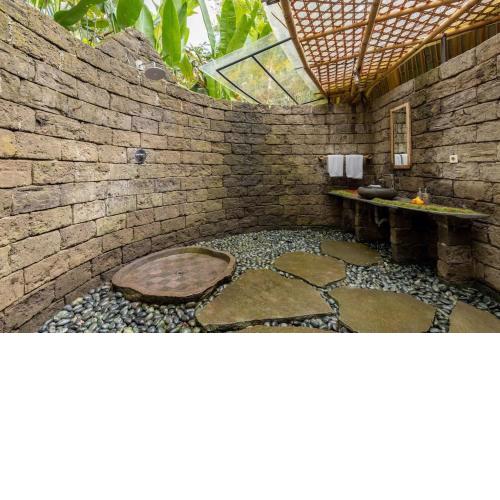 Pondok Indah - 2 bds Eco Bamboo House, Garden