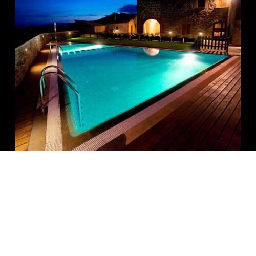 Ponts Villa Sleeps 18 with Pool