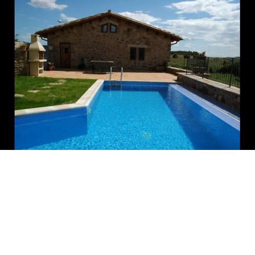 Ponts Villa Sleeps 8 with Pool