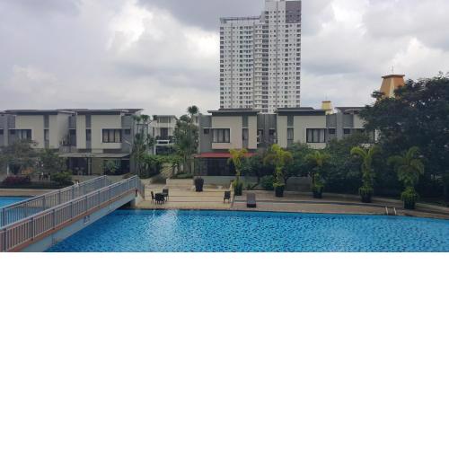 Pool View for Business & Shopping