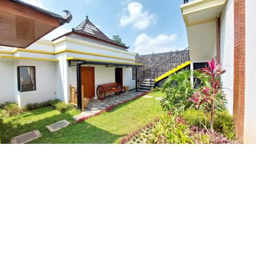 Pool Villa Saung Suluh