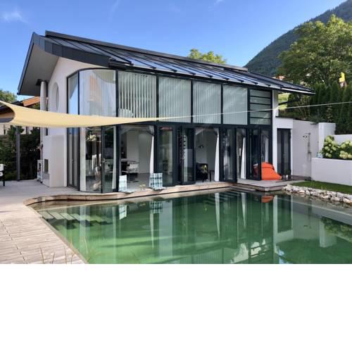 Poolhaus