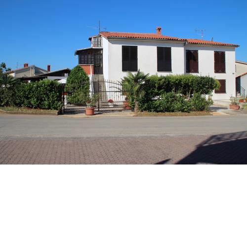 Porec One-Bedroom Apartment 24