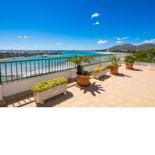 Port d'Alcudia Apartment Sleeps 2 with Air Con