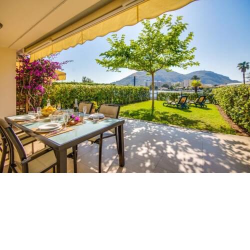 Port d'Alcudia Holiday Home Sleeps 4 with Pool Air Con and WiFi