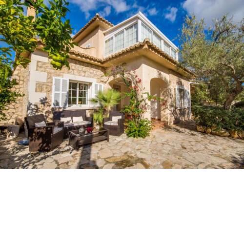 Port d'Alcudia Holiday Home Sleeps 6 with WiFi