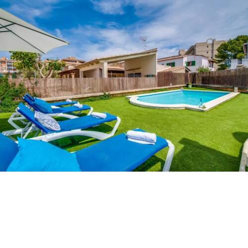 Port d'Alcudia Villa Sleeps 4 with Pool Air Con and WiFi