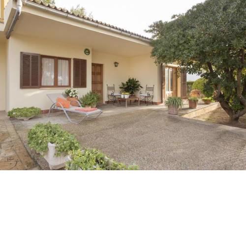 Port d'Alcudia Villa Sleeps 6 with Air Con and WiFi