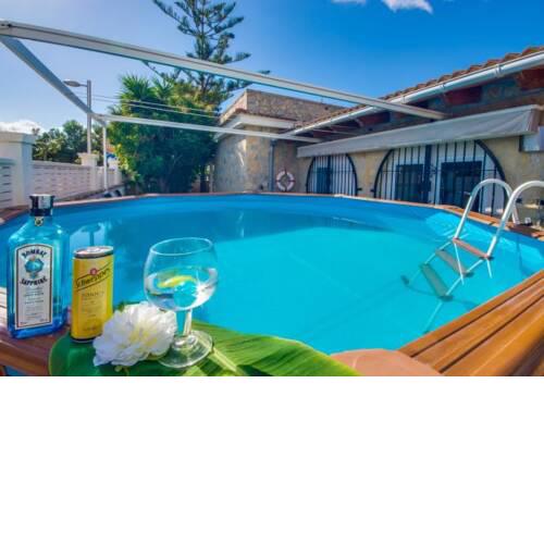 Port d'Alcudia Villa Sleeps 6 with Pool Air Con and WiFi