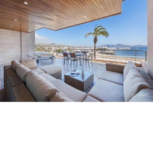 Port de Pollenca Apartment Sleeps 6 with Air Con and WiFi