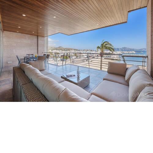 Port de Pollenca Apartment Sleeps 6 with Air Con and WiFi