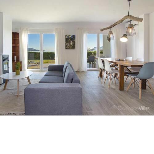 Port de Pollenca Apartment Sleeps 6 with Air Con and WiFi