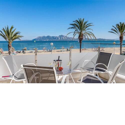 Port de Pollenca Villa Sleeps 10 with Air Con and WiFi
