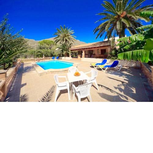 Port de Pollenca Villa Sleeps 4 Pool Air Con WiFi
