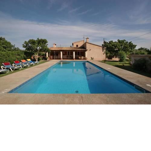 Port de Pollenca Villa Sleeps 6 with Pool Air Con and WiFi