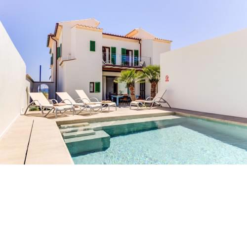 Port de Pollenca Villa Sleeps 8