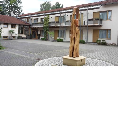 Port Inn Hotel