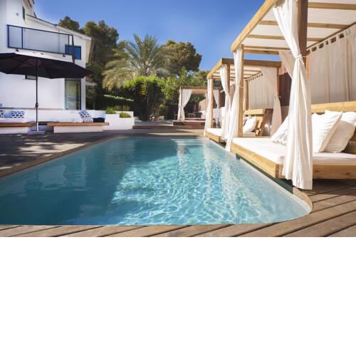 Portals Nous Villa Sleeps 9 with Air Con and WiFi