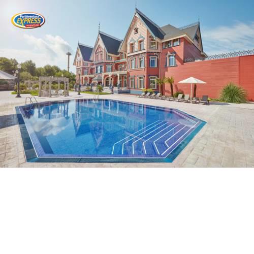 PortAventura Lucy's Mansion - Includes PortAventura Park Tickets