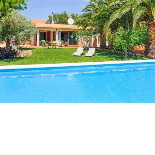 Portocolom Villa Sleeps 6 Air Con