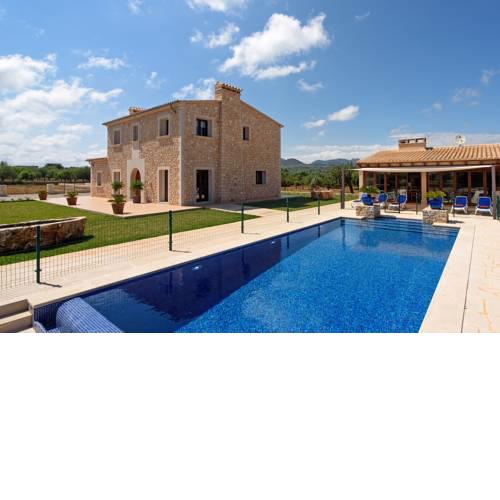 Portocolom Villa Sleeps 8 Pool Air Con WiFi