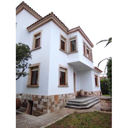 POSIDONIA SURF AND STAY